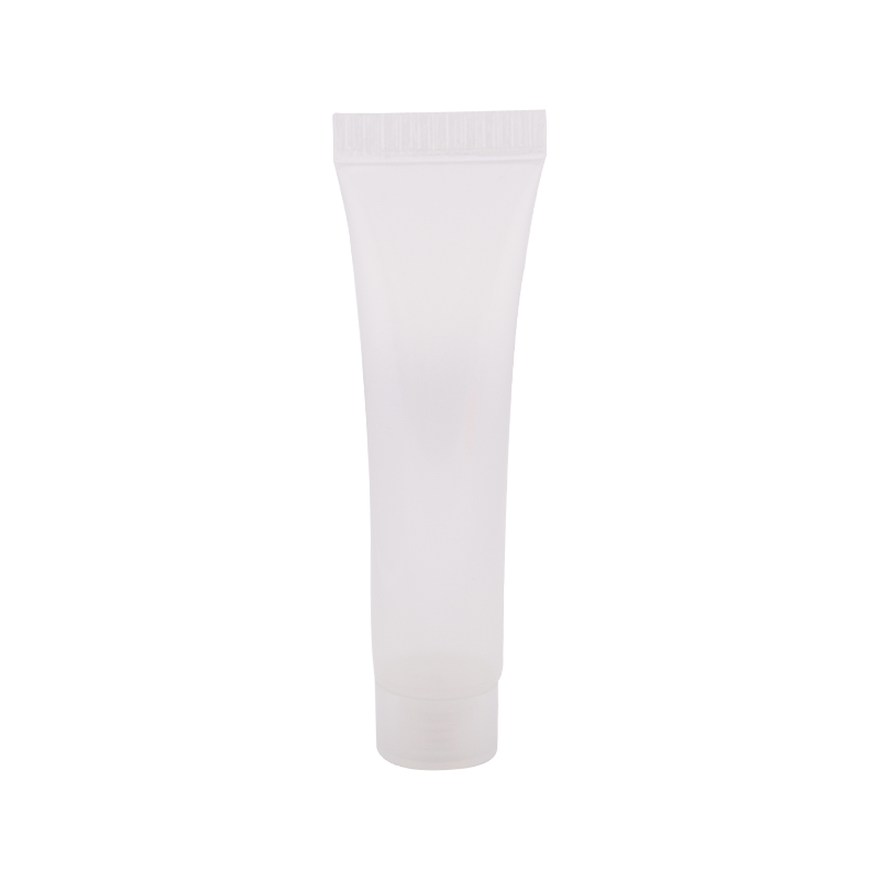 Tubo di rossetto lucidale trasparente